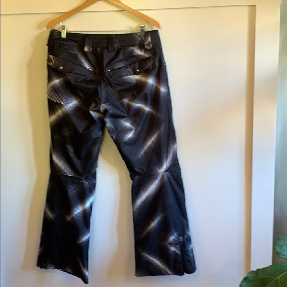 Oakley Womens Black Snow Pants Medium